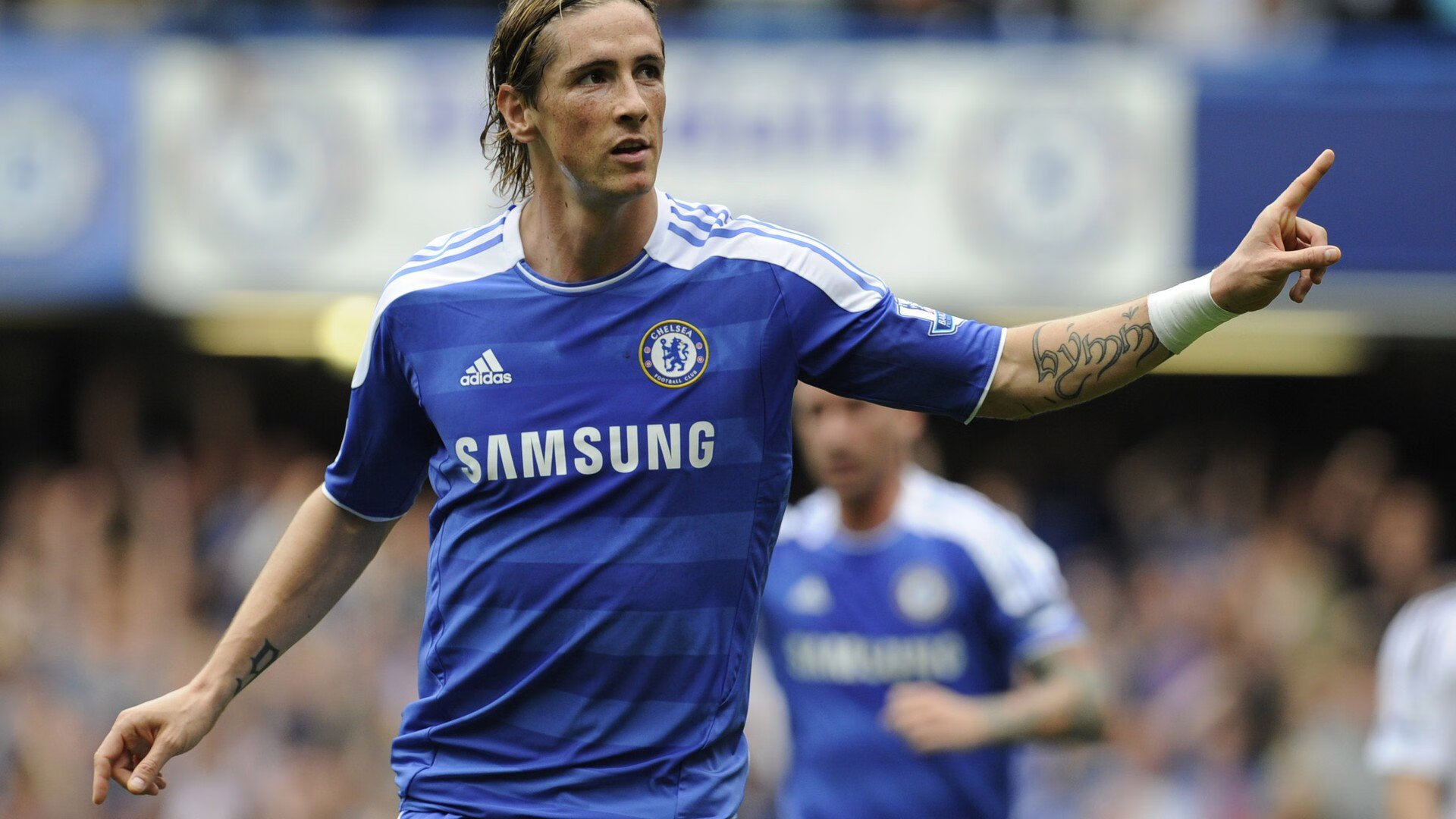 一脚踹开命运转折点！戈麦斯欧冠之夜诠释何为关键时刻站出来